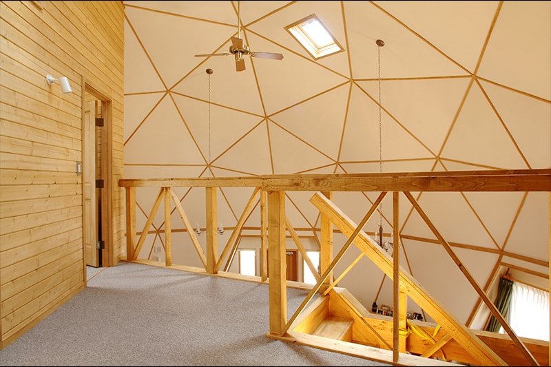 丸い家ならではの魅力を 発見するのが楽しくて Bessに暮らす人 ログハウスのbess